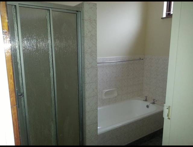 4 BEDROOM PROPERTY TO RENT IN MONTE VISTA